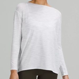 Lululemon Back in Action Long Sleeve Shirt. White and grey wash Size 14